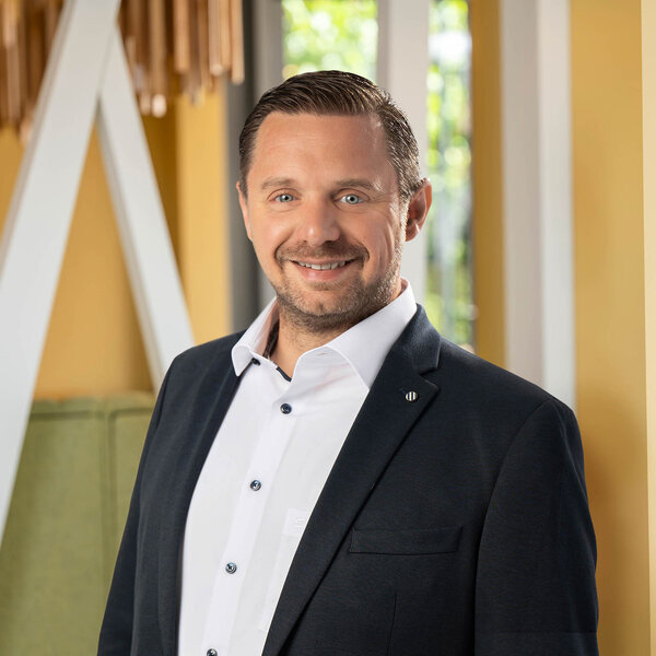 Josef Behrens